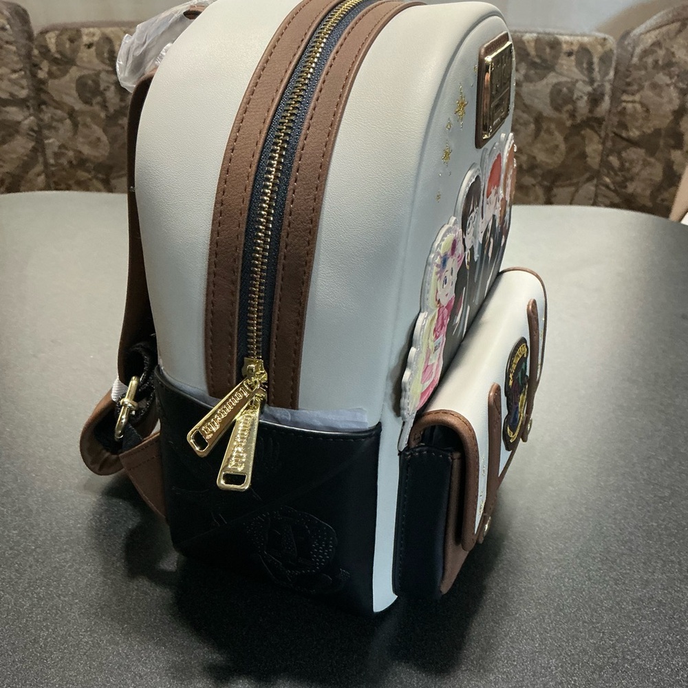 Loungefly Harry Potter mini backpack - Picture 2 of 5